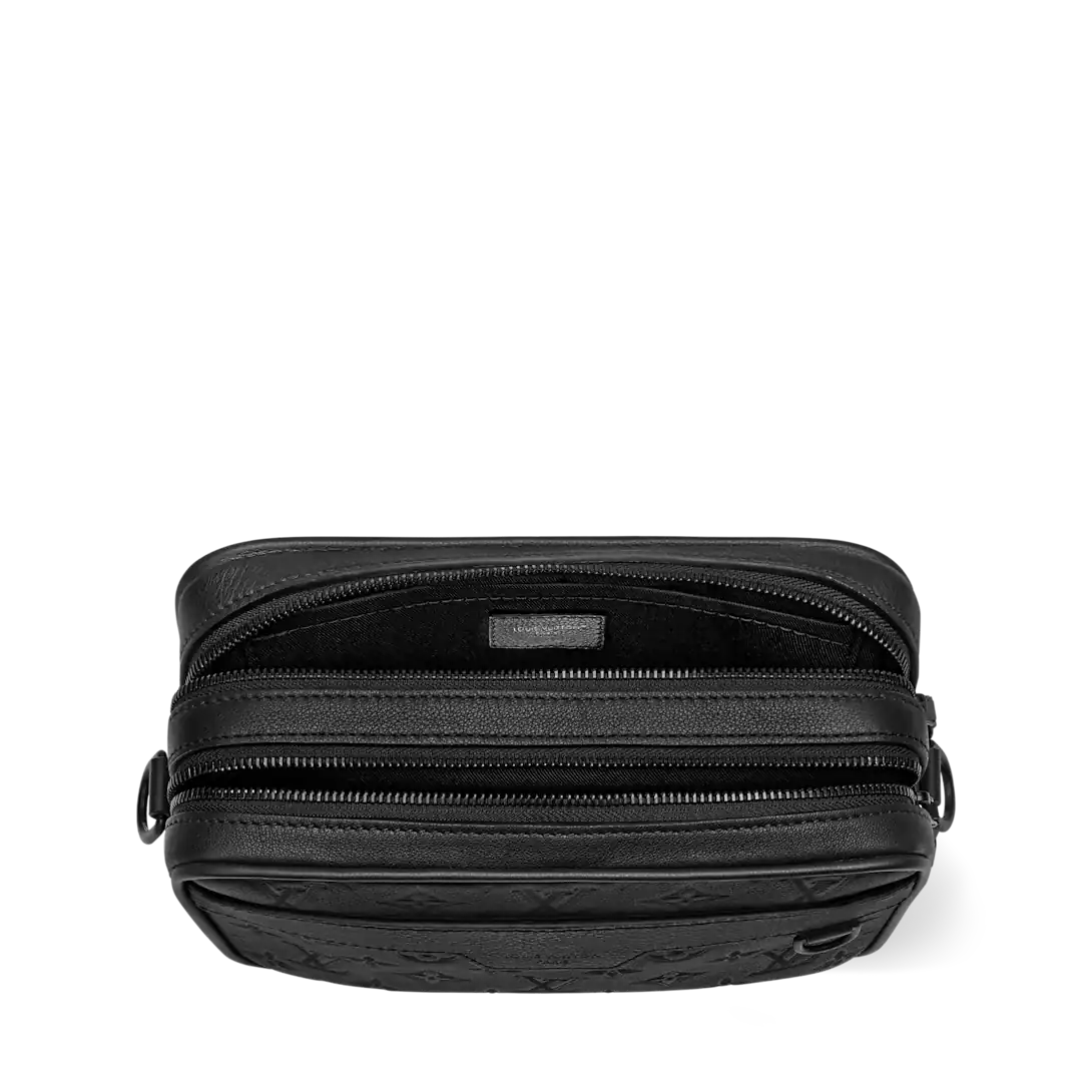 M28785 New Alpha Messenger Bag