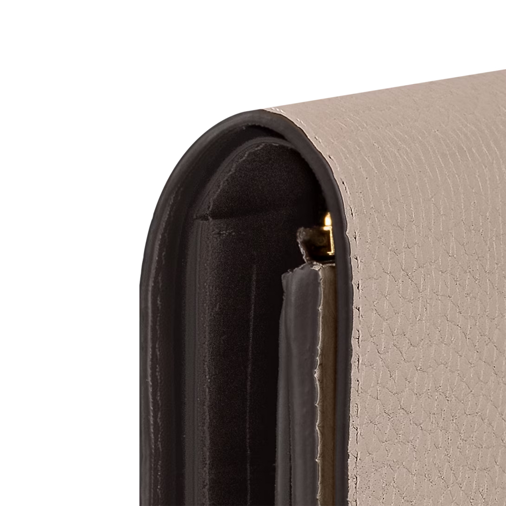 LV M62159 Capucines Compact Wallet