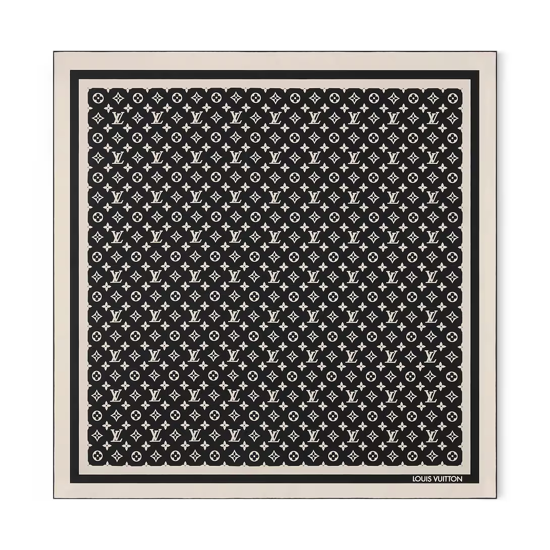 M9A198 New Monogram Silhouette Square 90