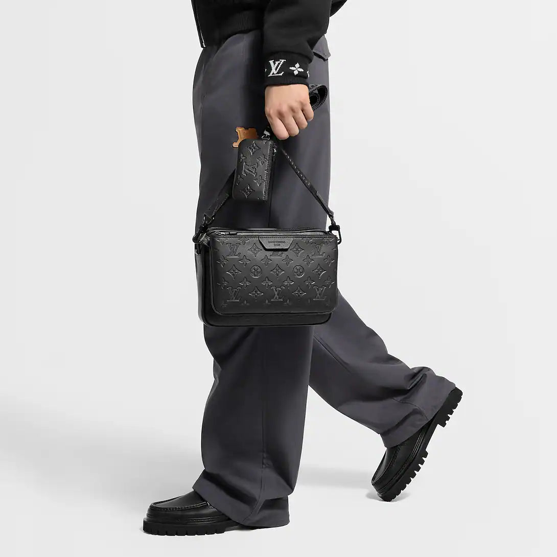 M26713 Icon Trio Messenger Bag